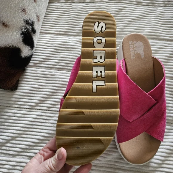 Sorel Women's Fuchsia Crisscross Suede Sandals Size 9 - Picture 4 of 7